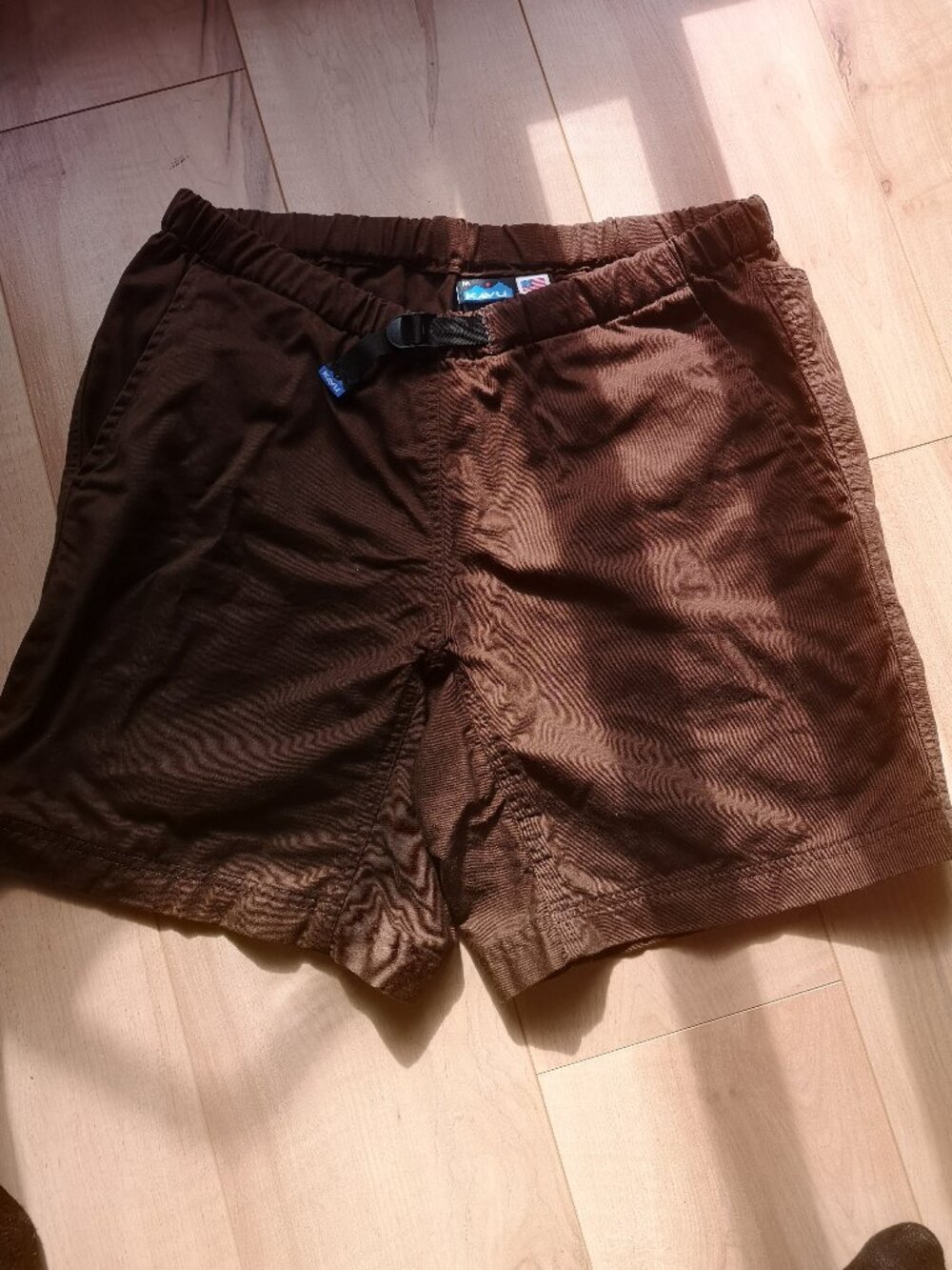 KAVU Brown Shorts – Men’s Medium USA